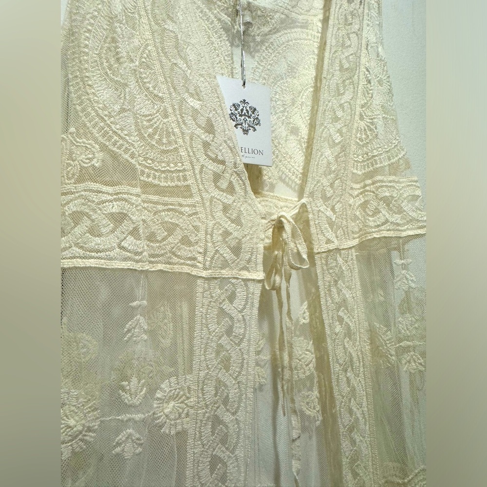 NWT Rebellion Lace Vest Duster Cover Up Cream Medium - Picture 3 of 6